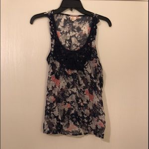 Cute tank to layer